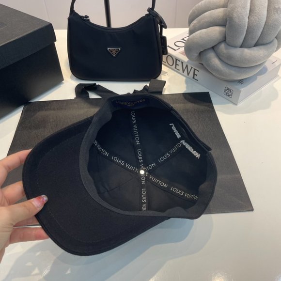 Louis Vuitton home embroidered baseball cap - Picture 6 of 7